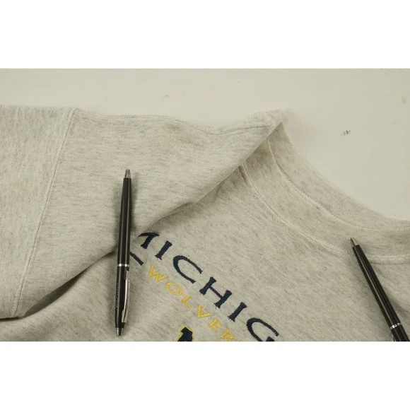 Vintage Michigan Wolverines College Football Sweatshirt Womens Medium Ivory Gray - Picture 13 of 14